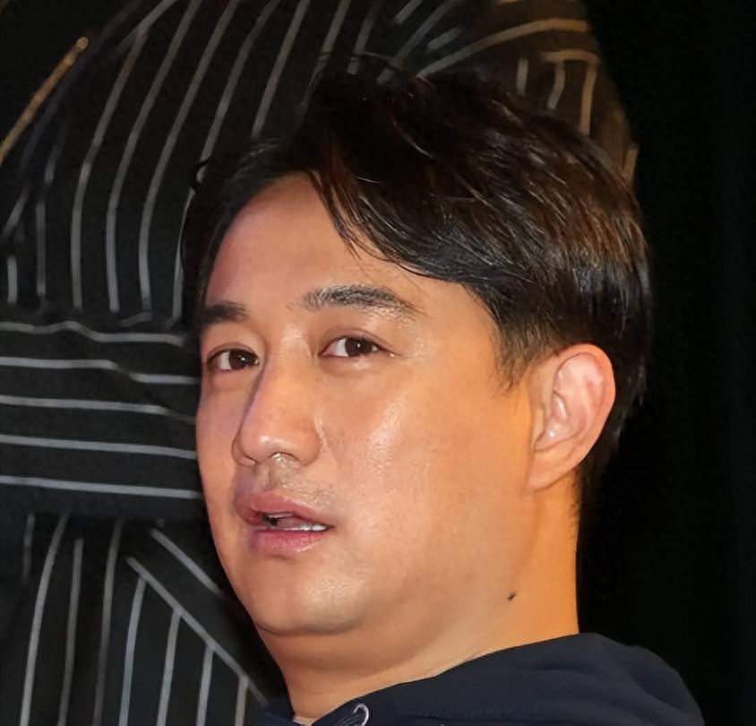 药曾被曝有心脏病55岁黄磊现状堪忧冰球突破豪华版睡前戴呼吸机每天一把(图5)