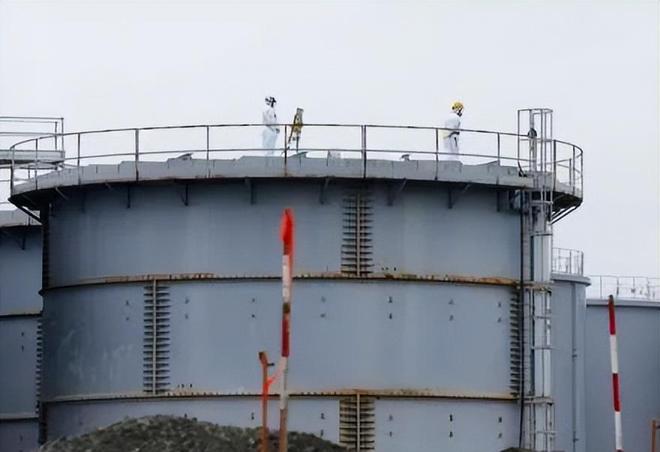 库发现怪鱼三只眼睛还长着“人的牙齿”冰球突破豪华版2016年核电站边的水(图22)